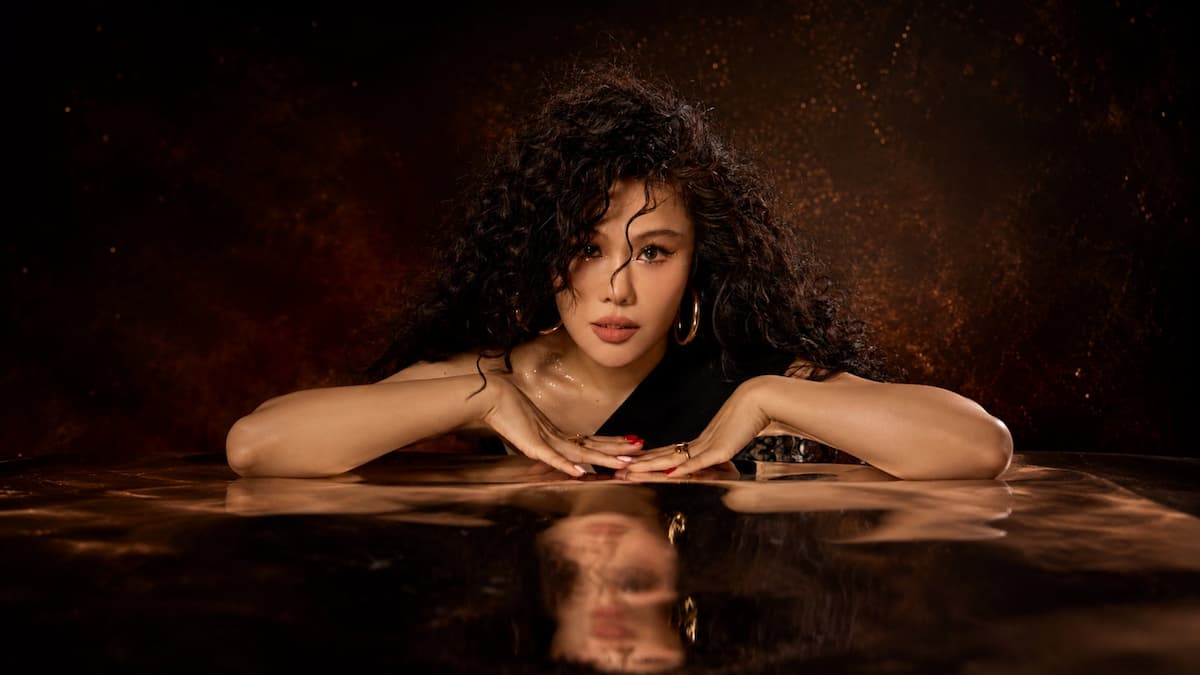 TIA RAY ONCE UPON A MOON WORLD TOUR