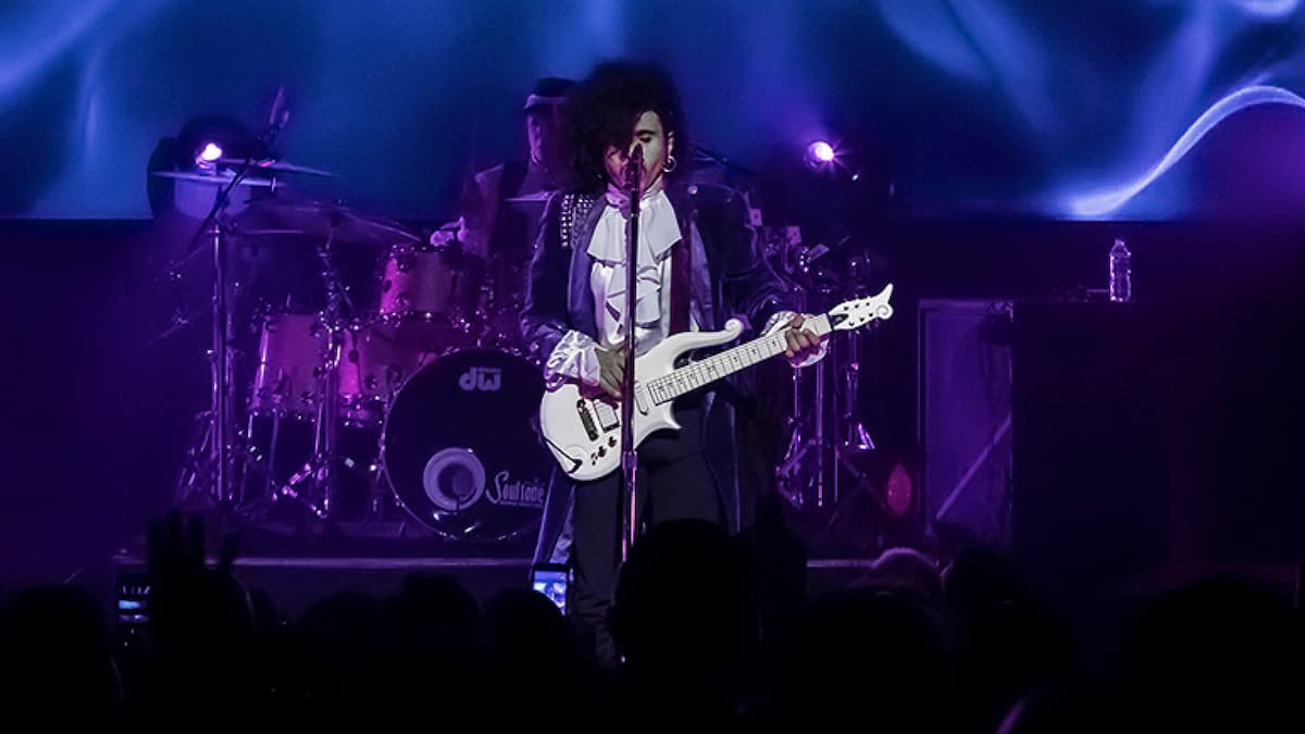 1999 The Ultimate Prince Experience