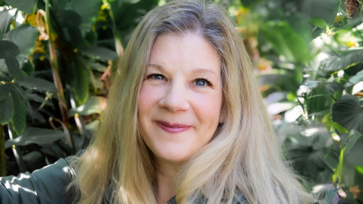 Green Note Presents... Dar Williams