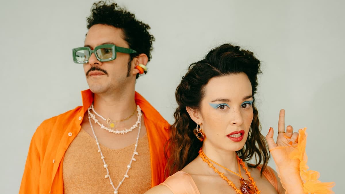 Monsieur Perine: Instrucciones Para Ser Feliz Tour