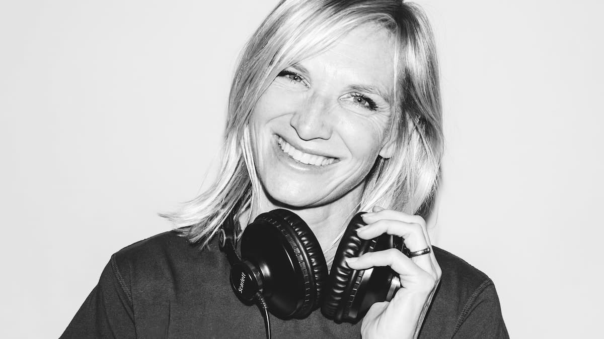 Jo Whiley's 90s Anthems