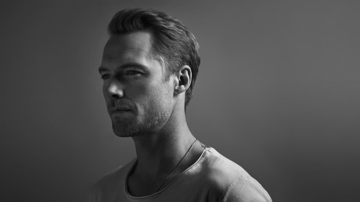 Ronan Keating - Live After Racing