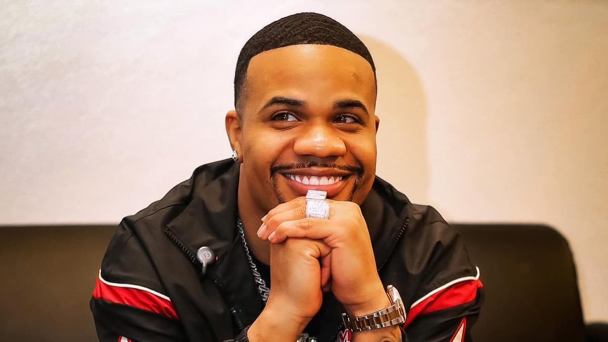 MOJO BROOKZ: OUTTA POCKET TOUR