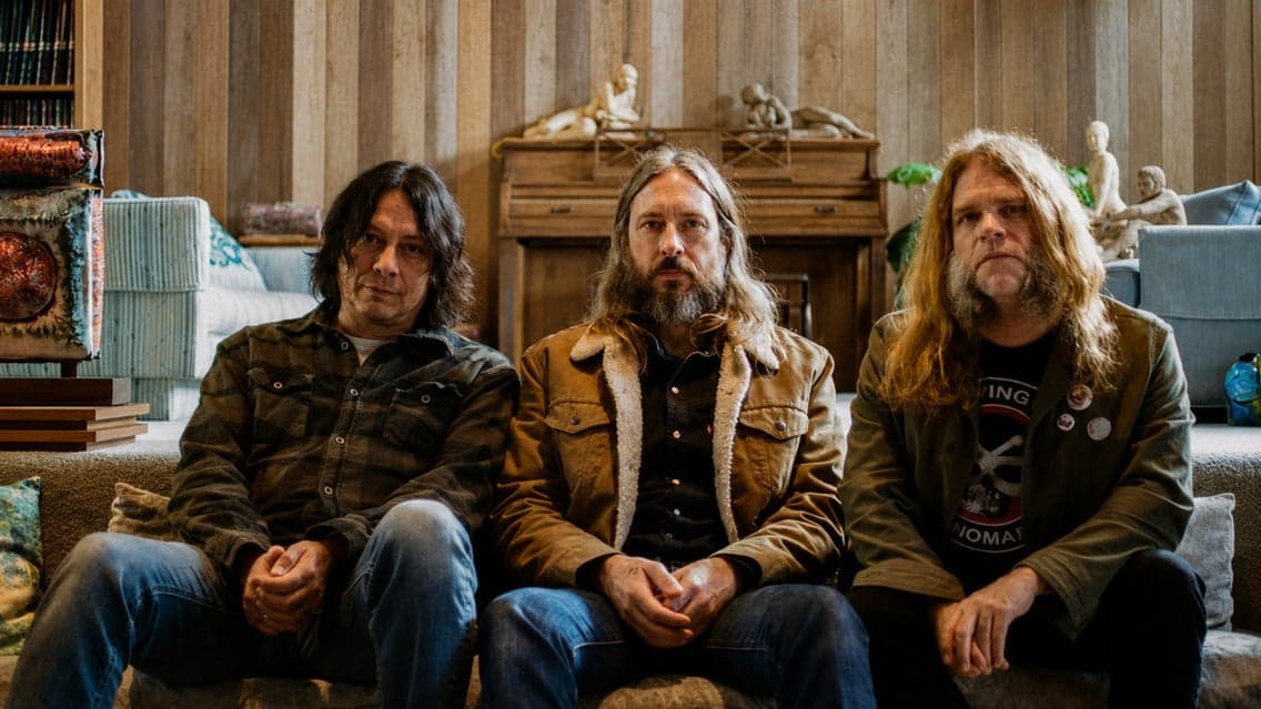 Earthless