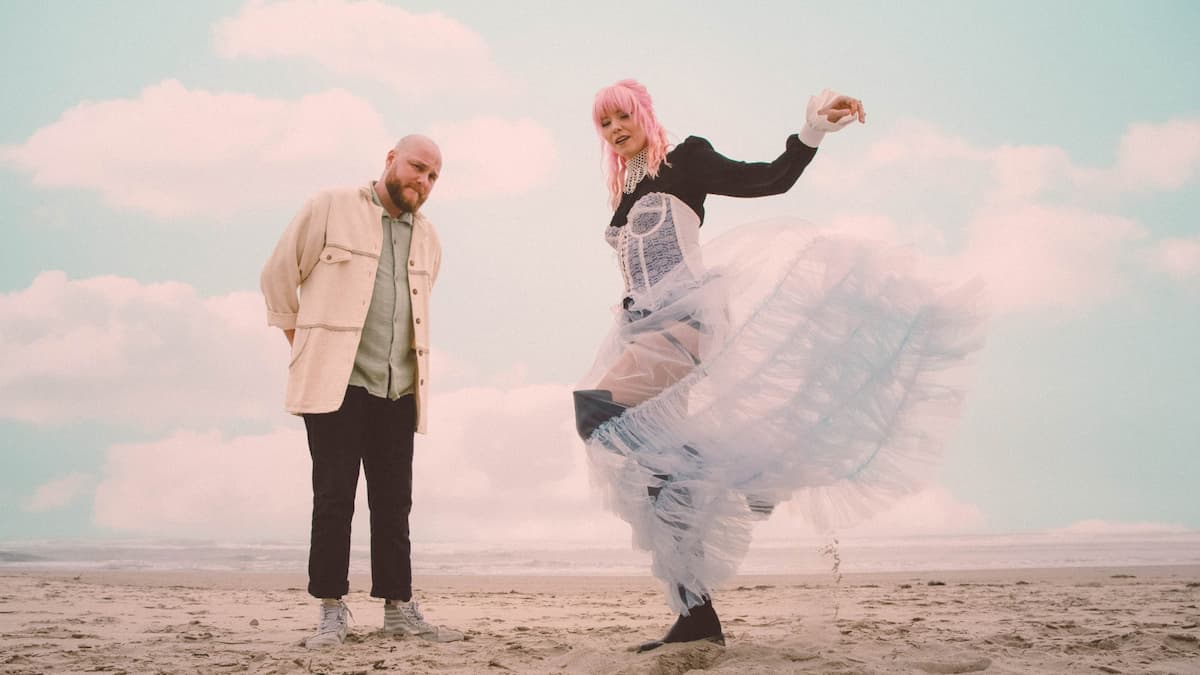 New Constellations: In Comes Waves Tour