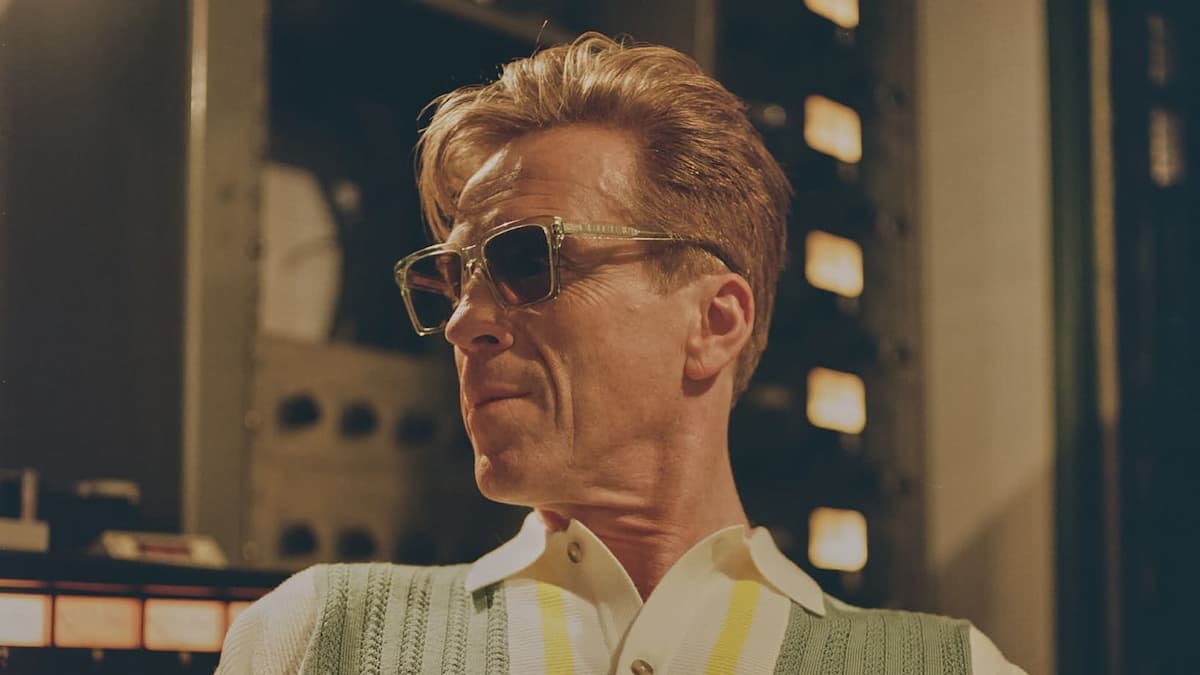 DAMIAN LEWIS