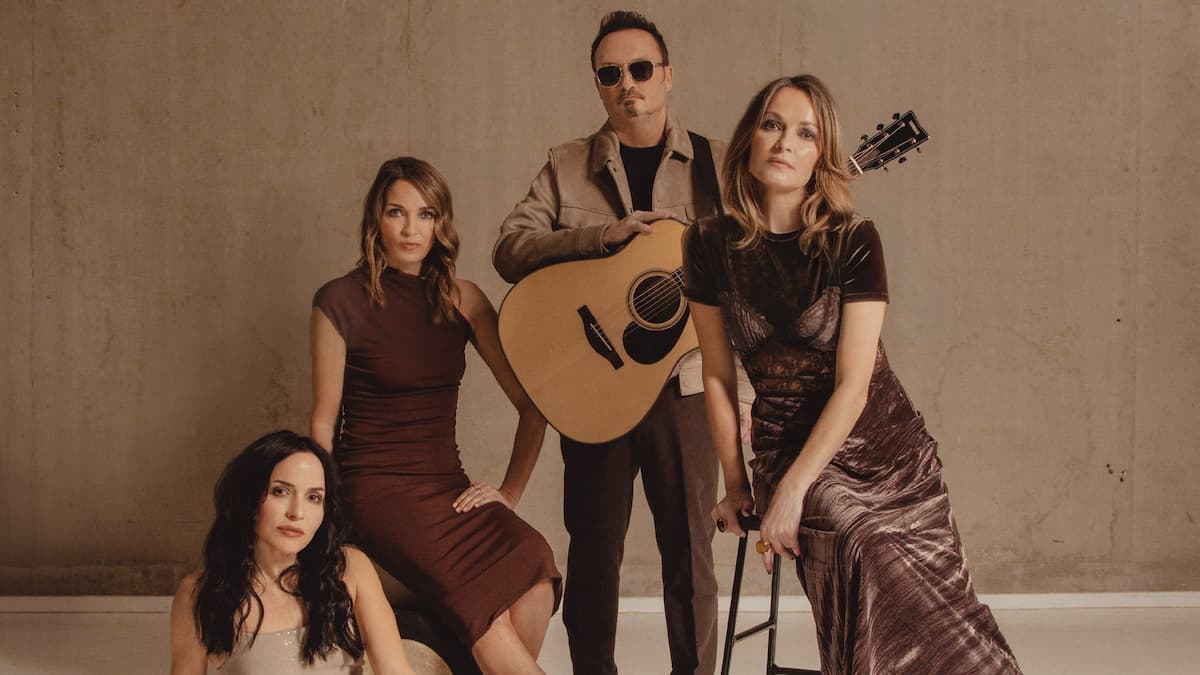 THE CORRS