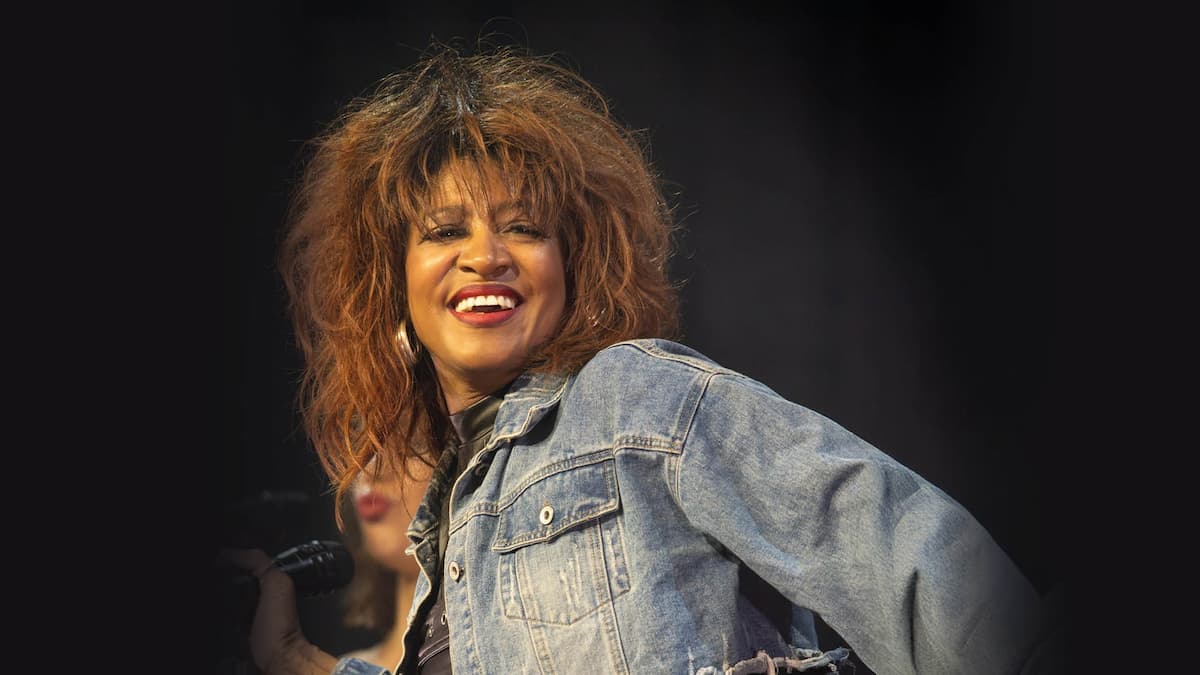 Tina Turner by Mo'Reen "This is Tina"