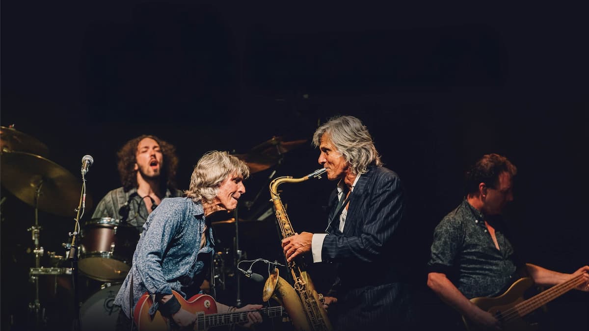 The Dire Straits Experience
