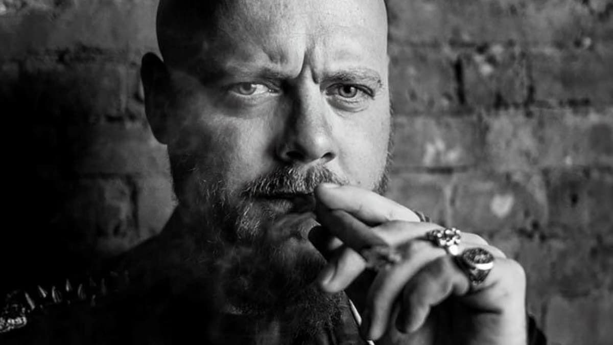 Lev Vanorbeek "Kort door de bocht"