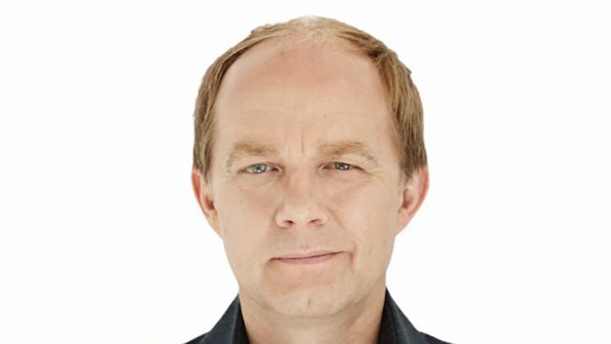 Derek Ogilvie - Up Close and Personal