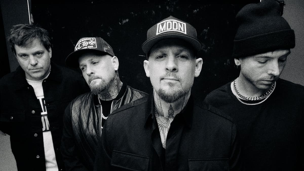 Good Charlotte | Comfort Seats