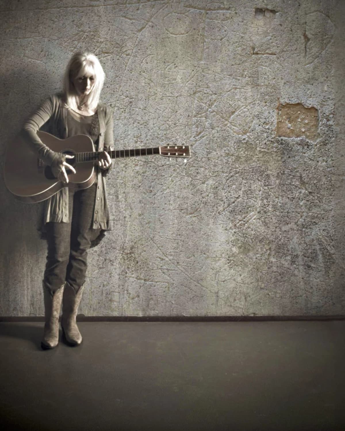  Emmylou Harris, Platinum Tickets