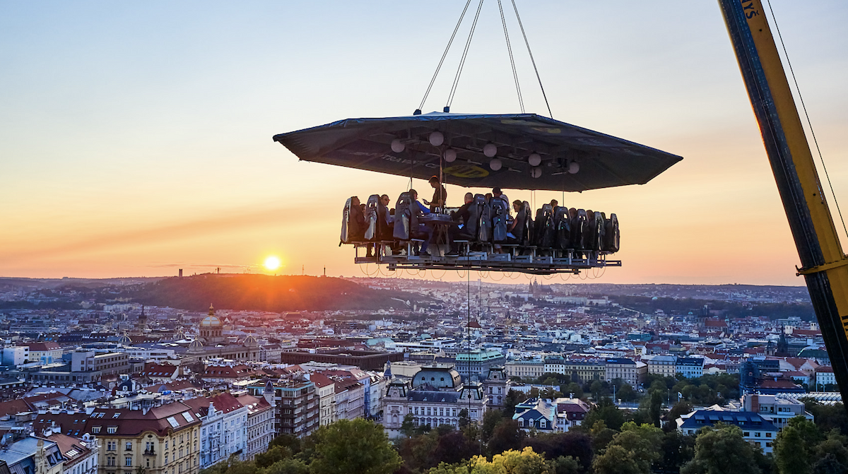 PREMIUM Dinner In The Sky