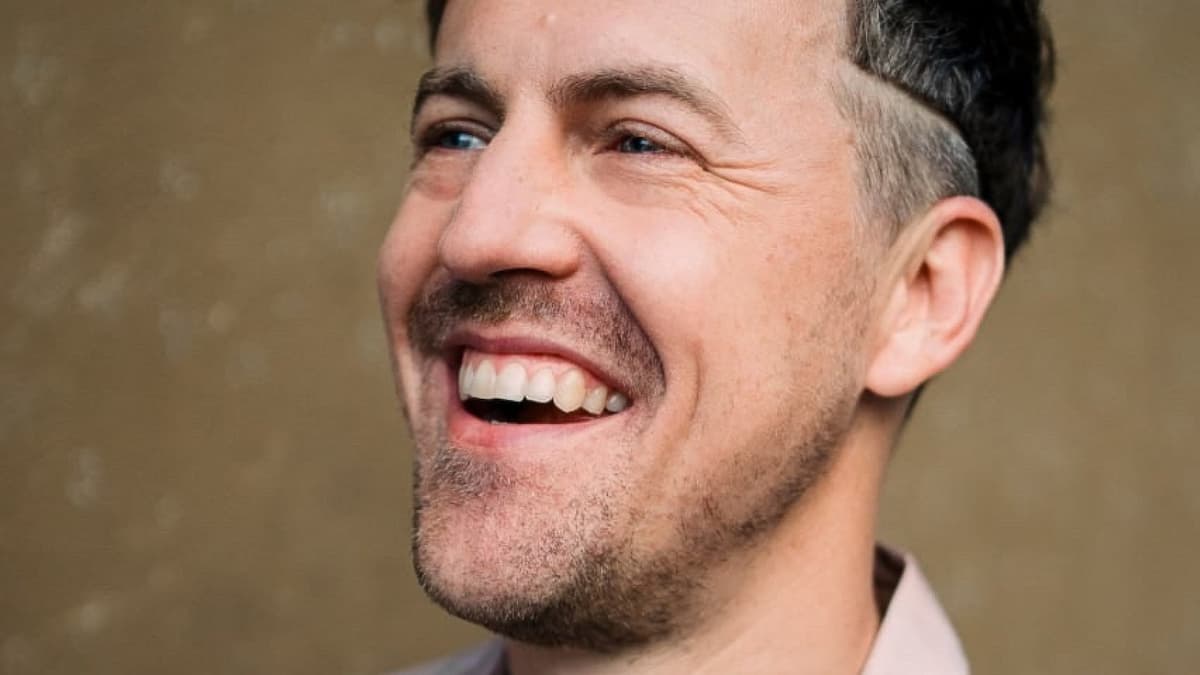 Alex Moffat
