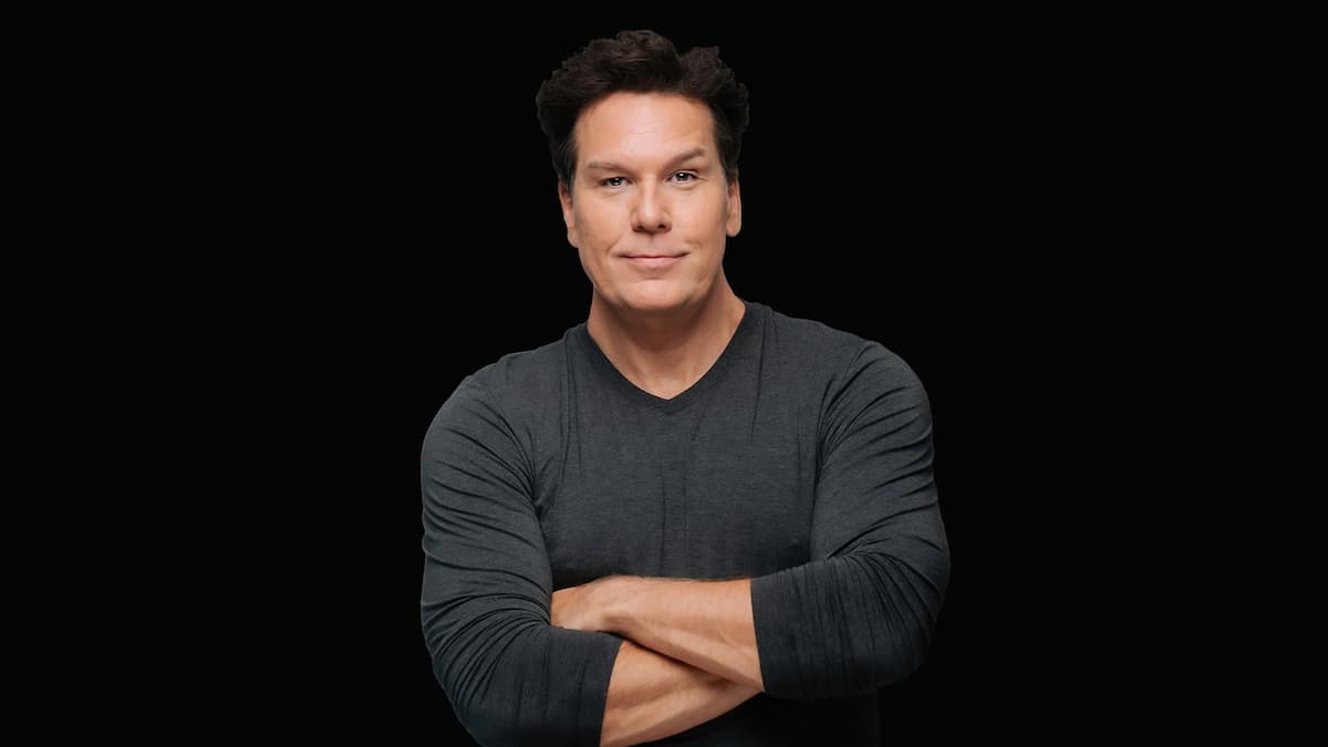 Dane Cook (21+)