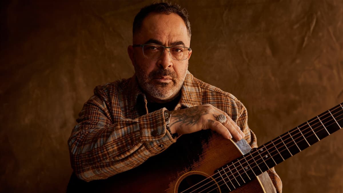 Aaron Lewis and The Stateliners