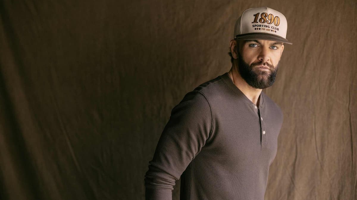 Dylan Scott (21 and Over)