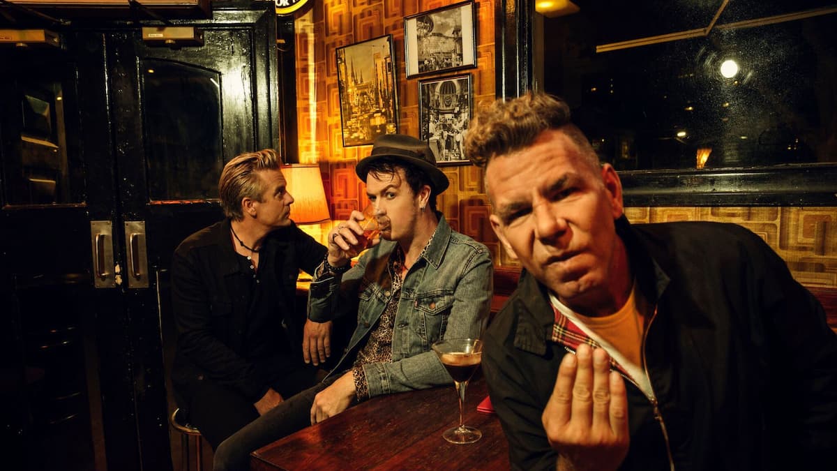 The Living End—I Only Trust Rock N Roll