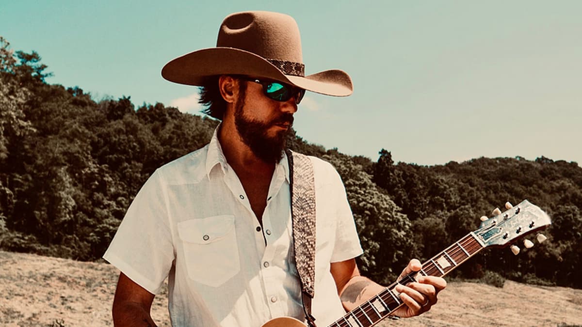 Wolf Holiday Howl 2026 With Chris Janson