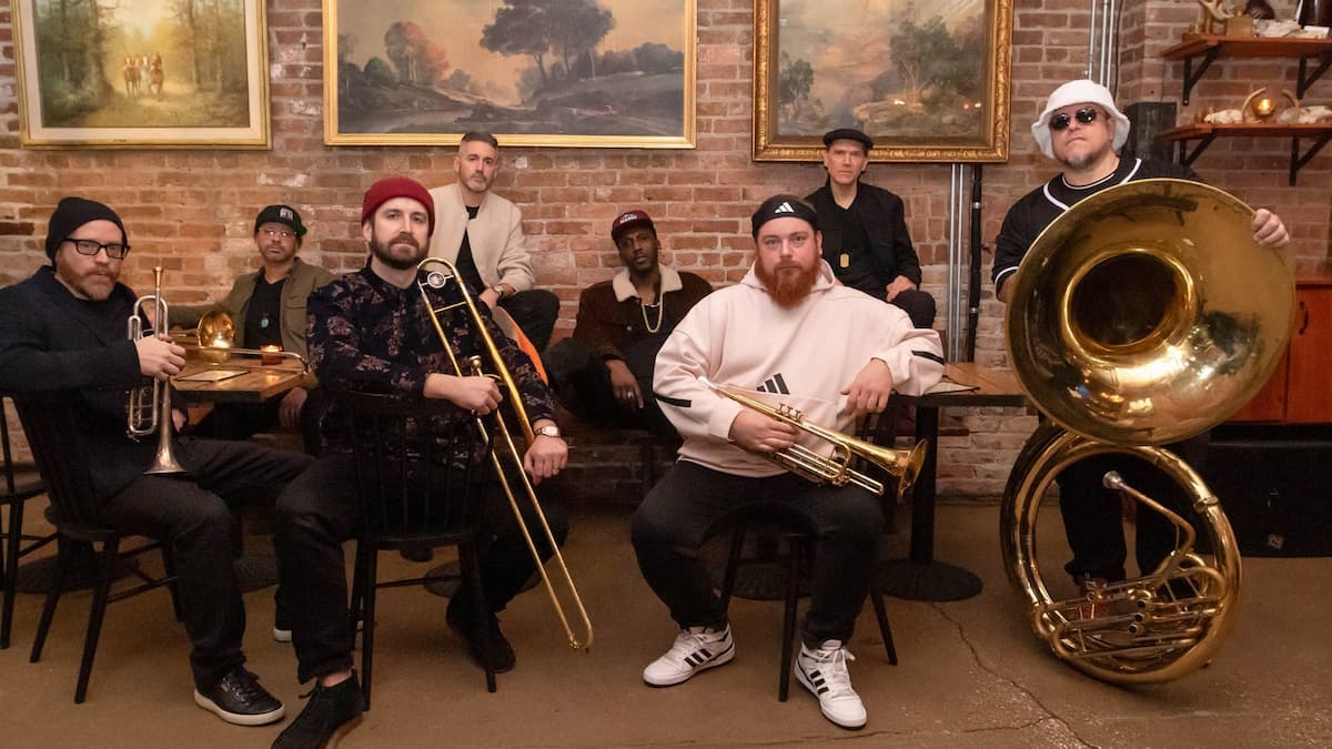 LOWDOWN BRASS BAND