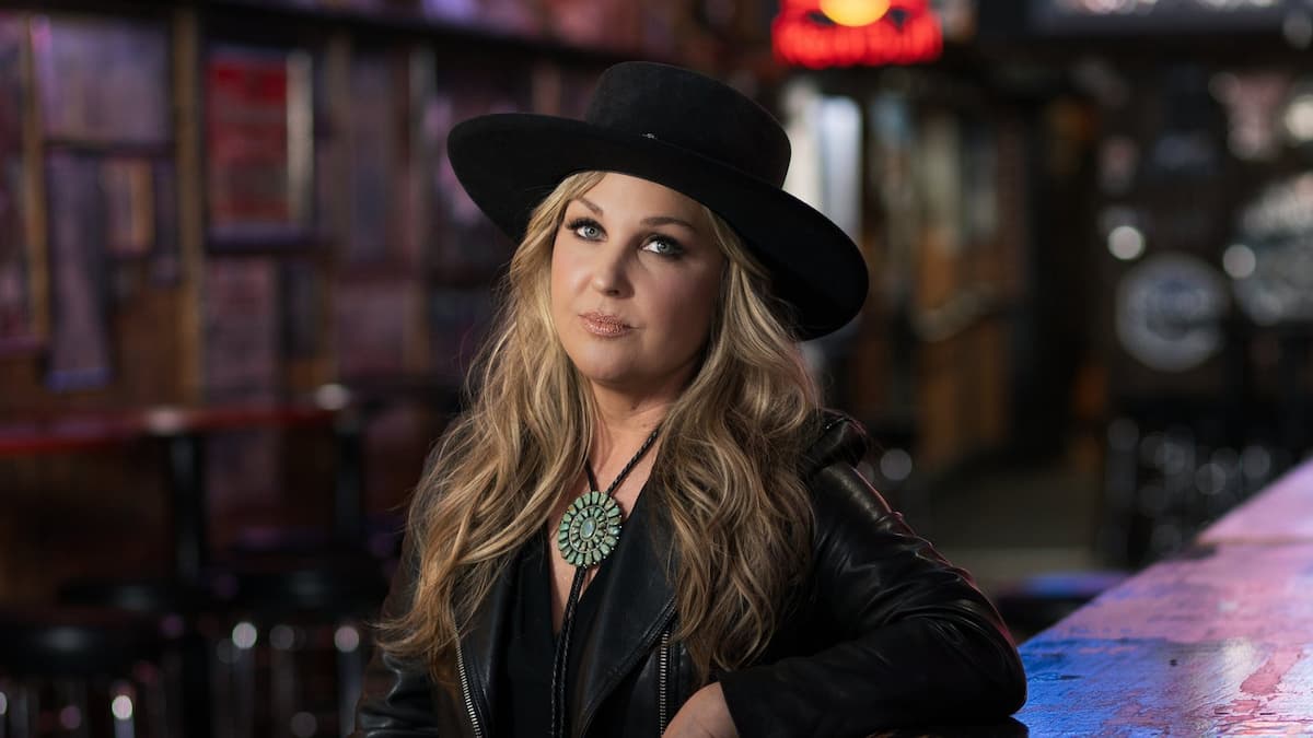 Sunny Sweeney, Addison Johnson