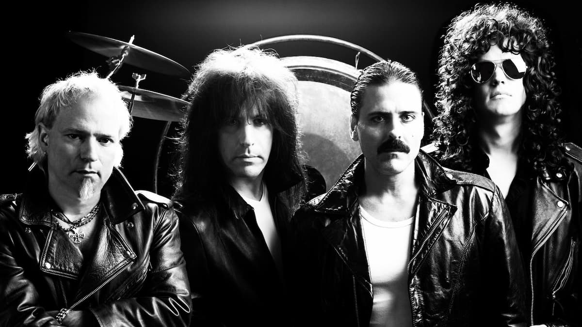 Almost Queen: A tribute to QUEEN
