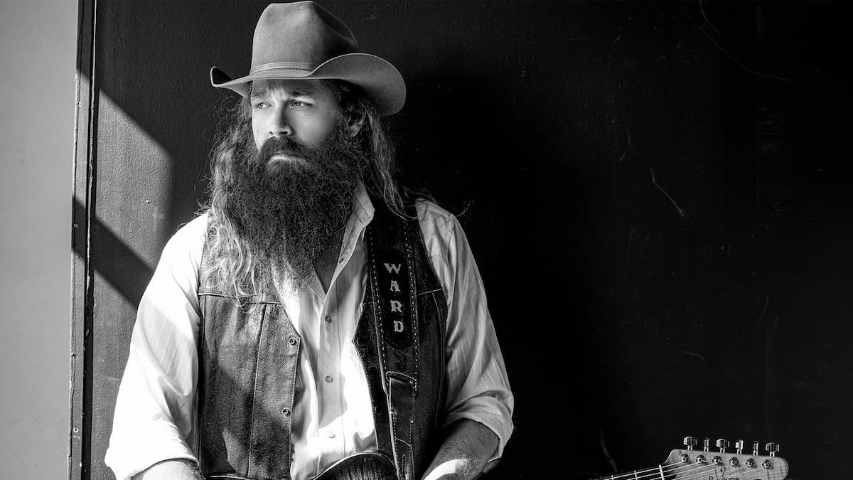 WARD DAVIS (Solo Acoustic)