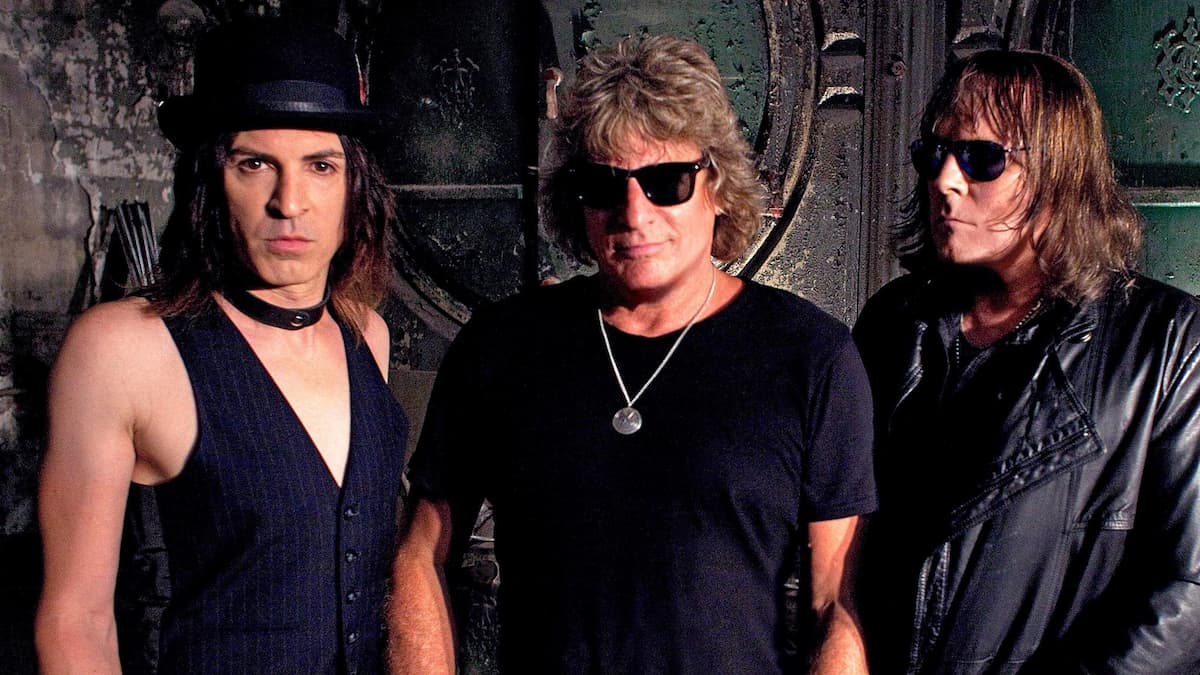 DOKKEN + LYNCH MOB and special guest BRITNY FOX