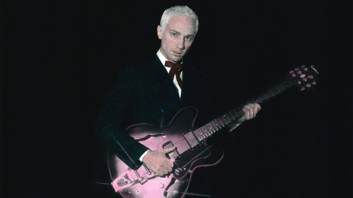 Marlon Magnée (of La Femme)