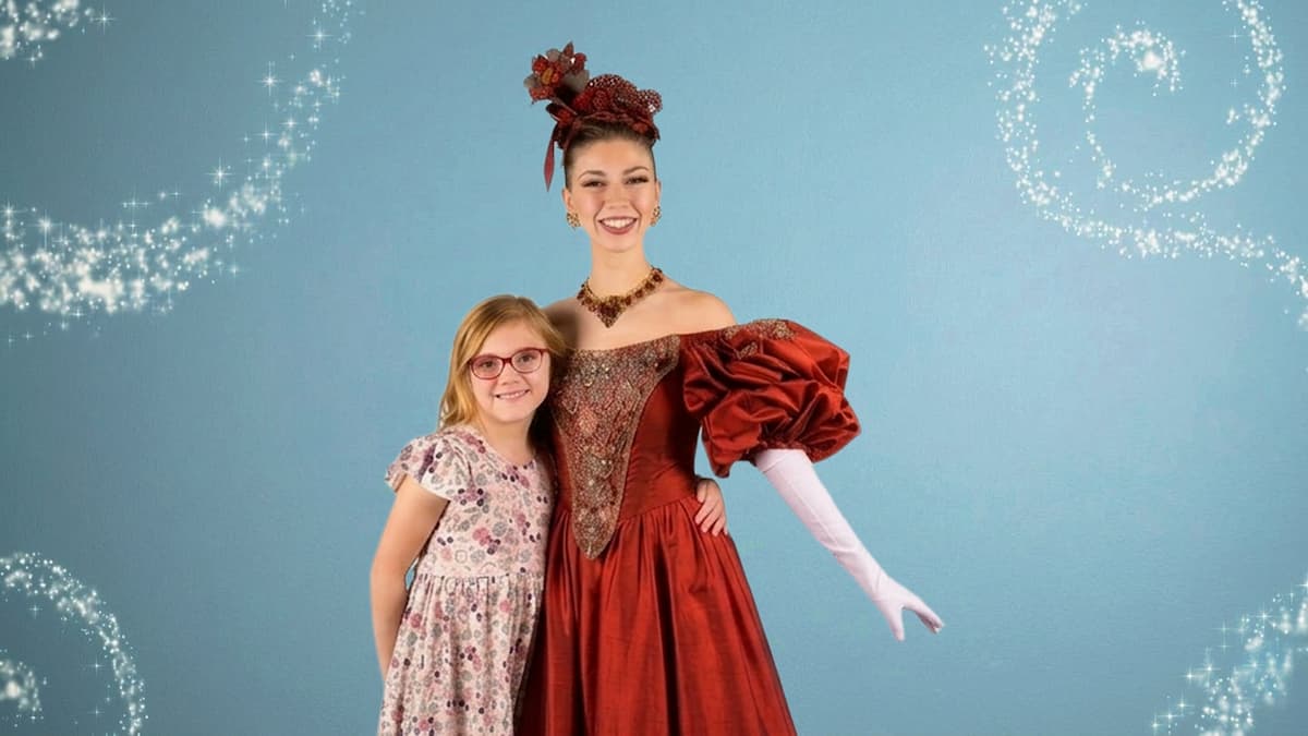 NUTCRACKER! Magical Christmas Ballets - Photo in the Lobby
