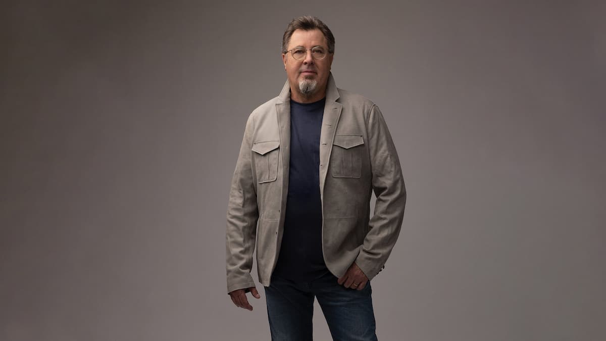 VINCE GILL - 50 YEARS FROM HOME