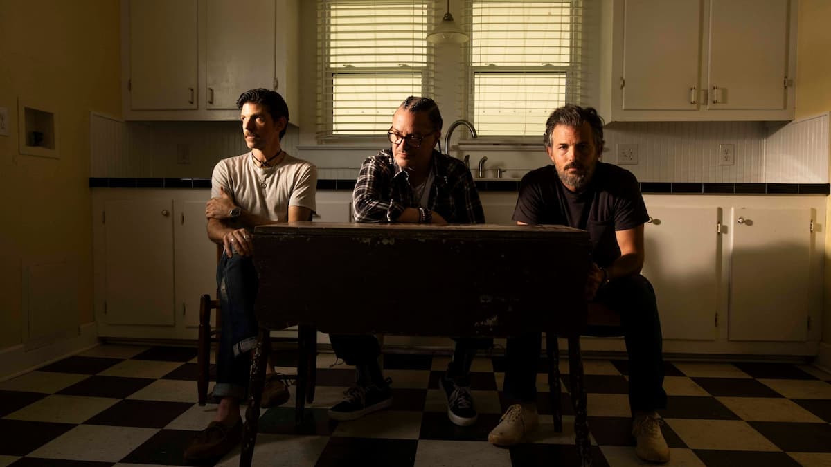 The Avett Bros & Mike Patton Present AVTT/PTTN