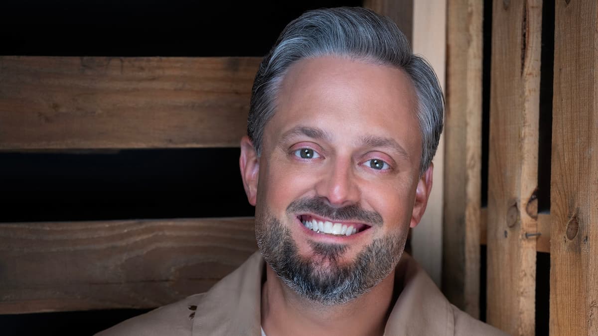 Nate Bargatze Big Dumb Eyes World Tour