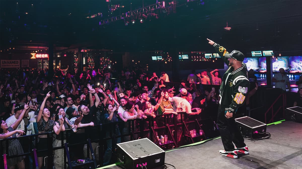 Cozy Worldwide: Throwback and Current R&B / Hip-Hop Party - 21+