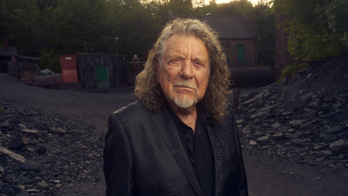 Robert Plant With Saving Grace And Suzi Dian, With Special Guest Rosie