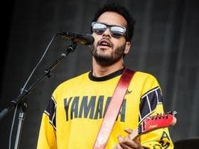 Twin Shadow