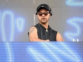 Wax Motif