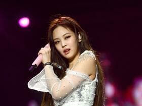 JENNIE