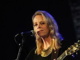 Mary Chapin Carpenter