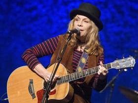Rickie Lee Jones