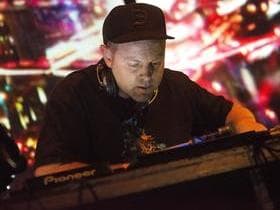 DJ Shadow