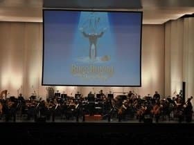 Bugs Bunny at the Symphony
