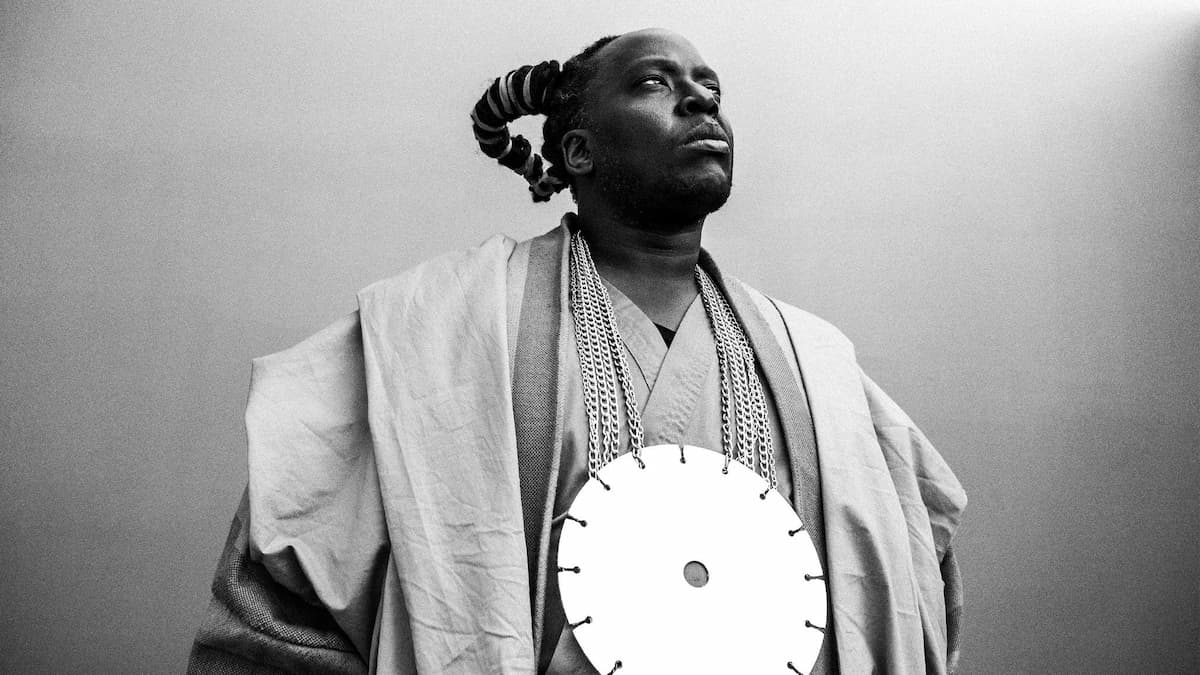 Dave Okumu