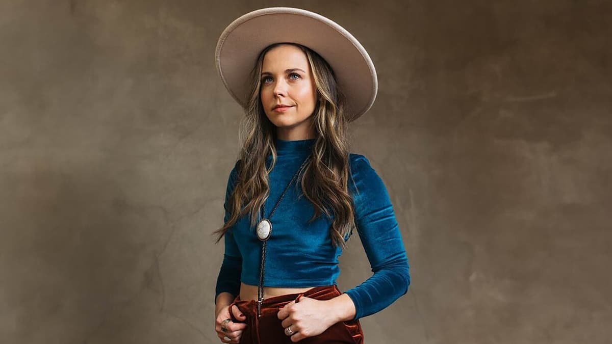 Sierra Hull