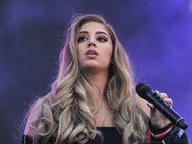 Alina Baraz (Rescheduled from 10/22/21, 2/2/22)