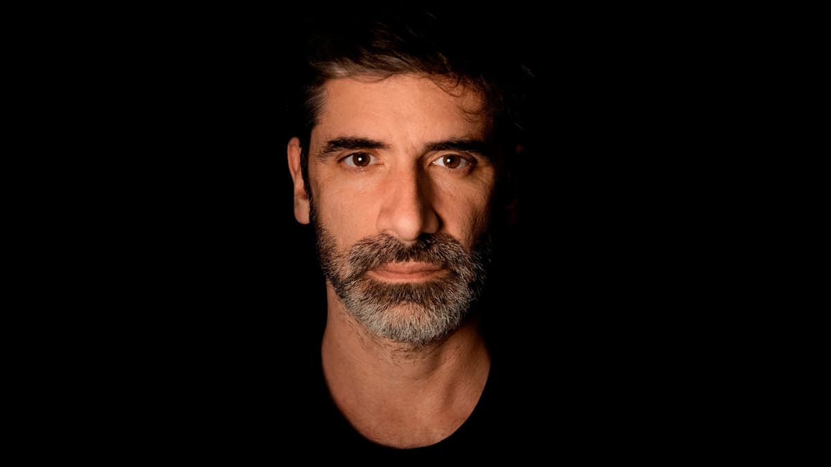 "Thomas Quillardet, En Addicto"