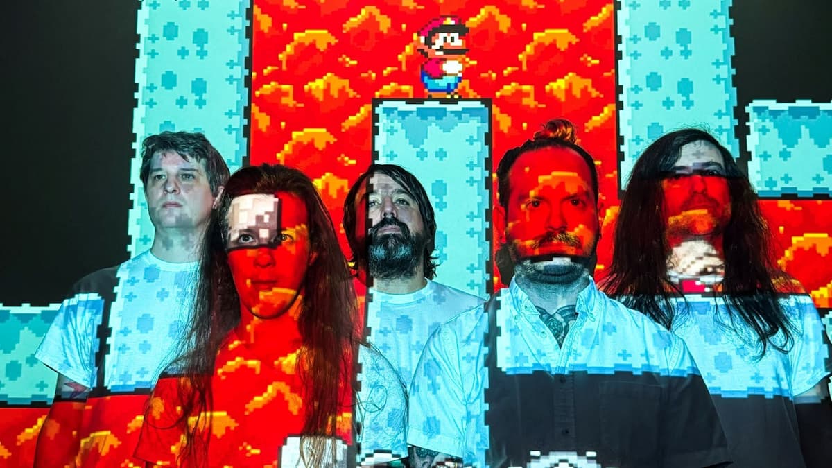 Bit Brigade performs ?Mega Man II? + ?Castlevania? + ?Tetris? LIVE!