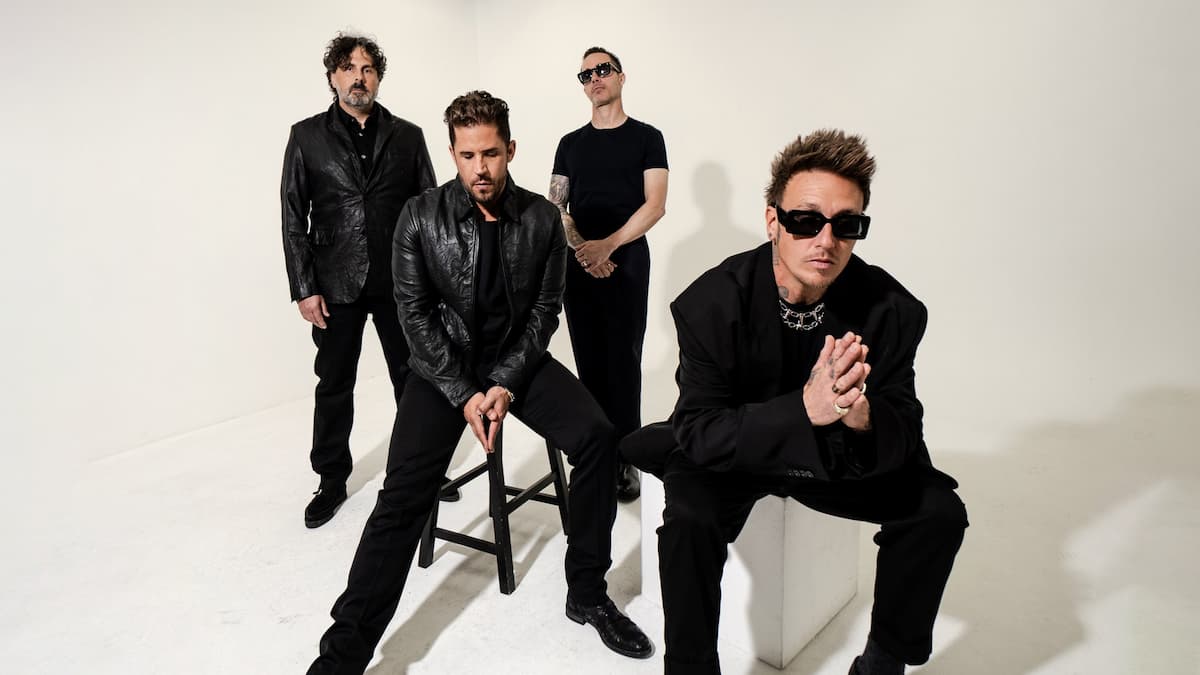 Papa Roach – Rise Of The Roach